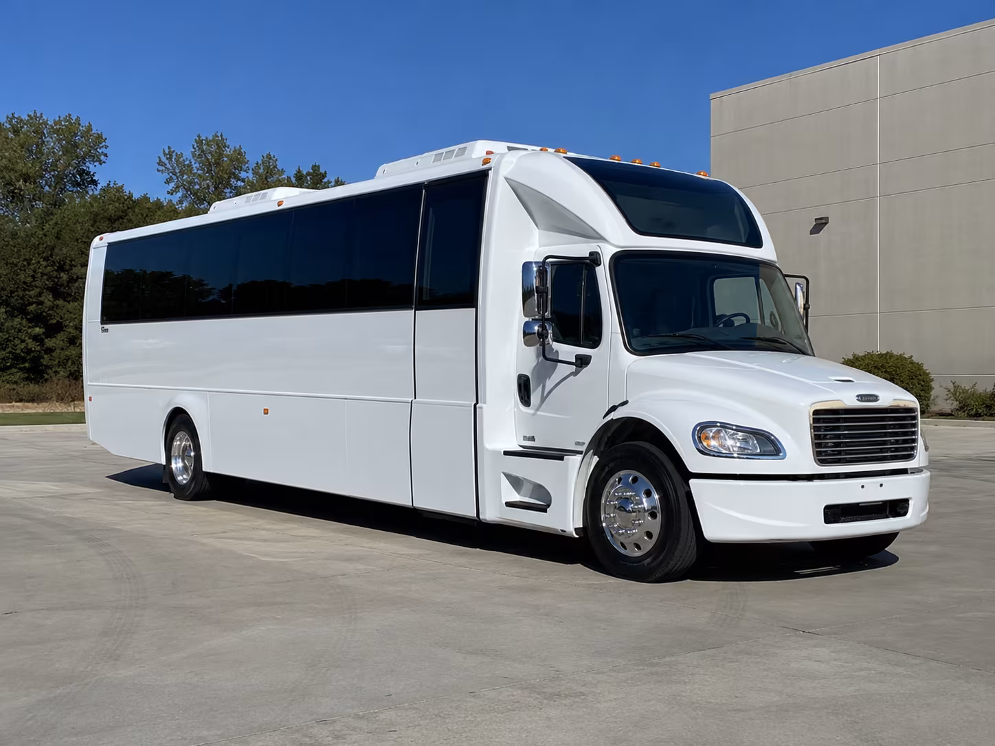 wichita falls 28 passenger party bus